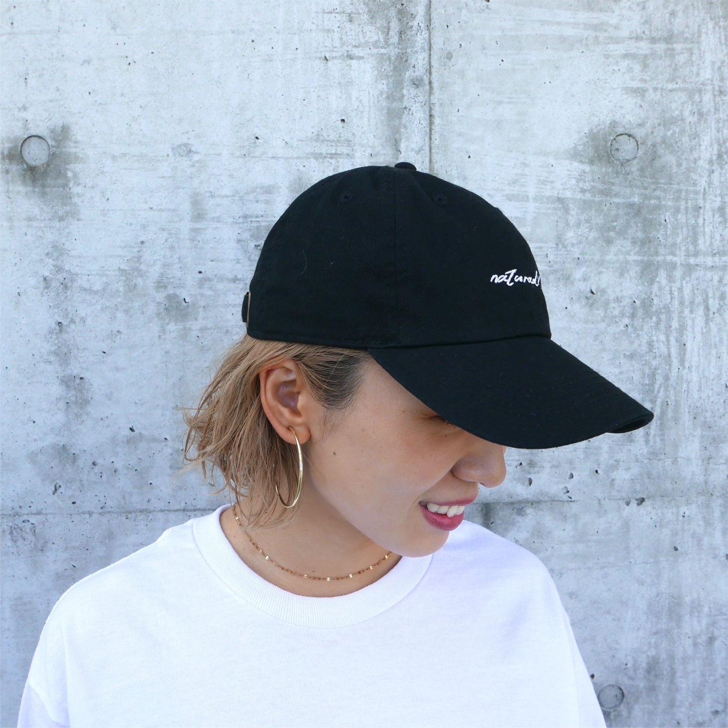 Font logo Cap